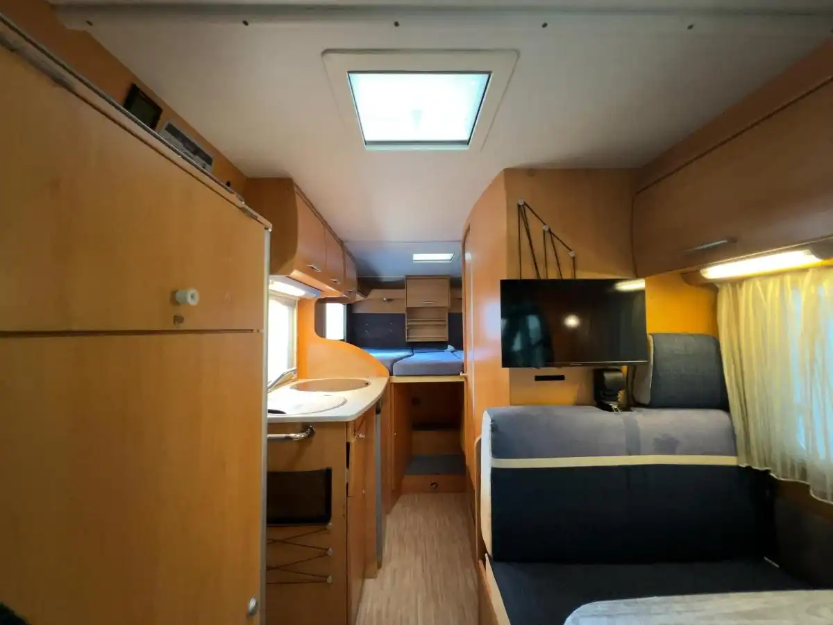 HYMER-ERIBA Van 572 SILVERLINE  - Ansicht 9